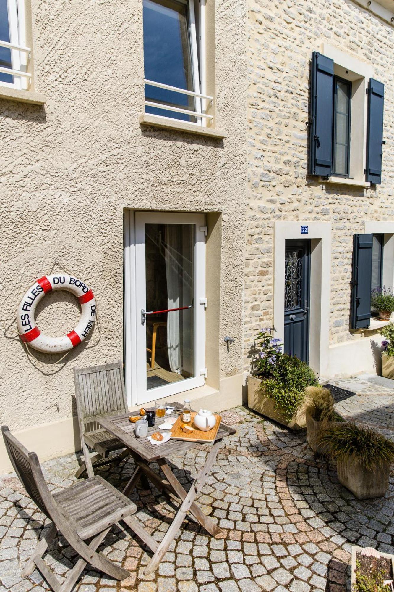 Mer Nature, Appartement Spacieux By Les Filles Du Bord De Mer, Petite Terrasse Vue Mer Port-en-Bessin-Huppain Exterior photo