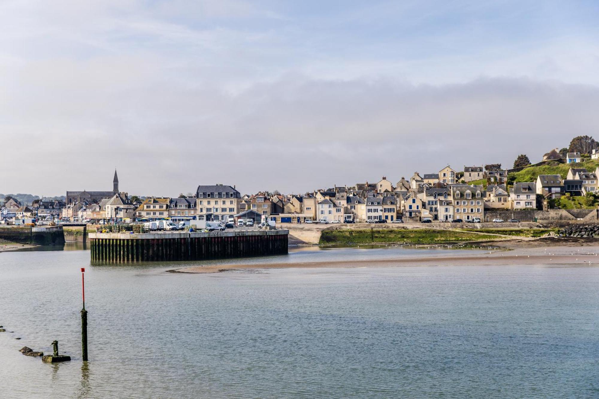 Mer Nature, Appartement Spacieux By Les Filles Du Bord De Mer, Petite Terrasse Vue Mer Port-en-Bessin-Huppain Exterior photo